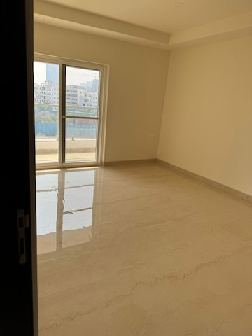 Room in 4 BHK Apartment at Niharika Skyline, Khajaguda – for Sale