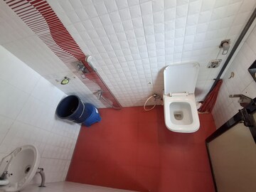 Bathroom in 2.5 BHK Apartment at Gundecha Symphony, Andheri West – for Rent