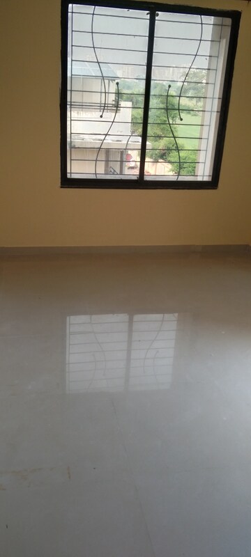 Master Bedroom in 3 BHK Apartment at Besa Pipla rd – for Rent