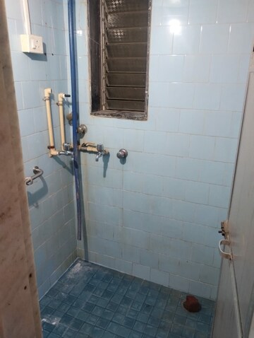 Bathroom in 1 BHK Apartment at Panchvan Complex, Borivali West – for Rent