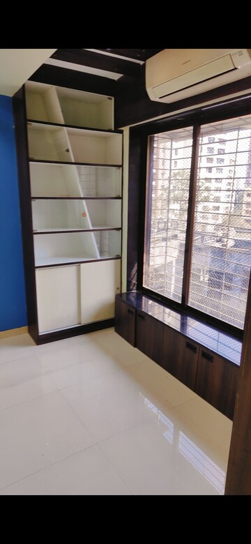 Master Bedroom in 2 BHK Apartment at Lodha Paradise, Majiwada – for Rent