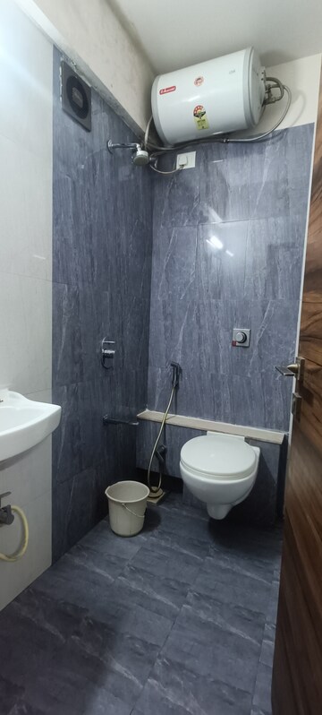Bathroom in 1 BHK Apartment at Akash Darshan, Santacruz East – for Rent