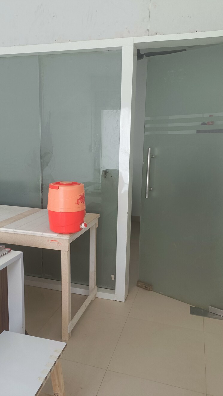 Floor Plan, spectrum-metro Commercial Office Space 305 Sq.Ft. In Sector 75 Noida 8467842