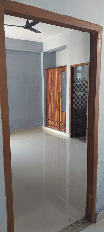 Master Bedroom in 2 BHK Builder Floor at RWA Apartments Sector 47, Sector 47 – for Rent