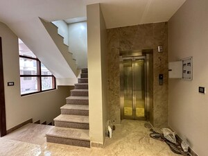 Master Bedroom in 5 BHK Villa at Metro Spanish Villas, Patiala Road – for Sale