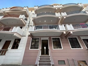Living Room in 5 BHK Villa at Metro Spanish Villas, Patiala Road – for Sale
