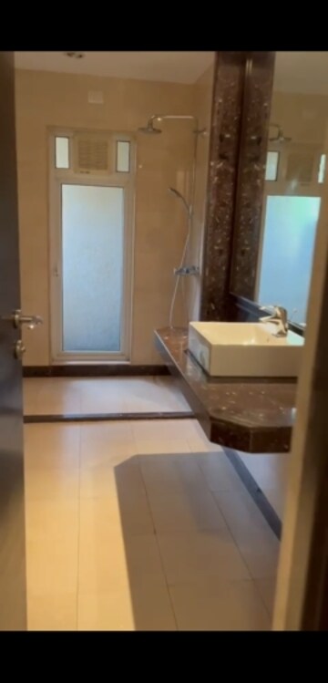 Attached Bathroom in 5 BHK Apartment at Hiranandani Gardens Richmond Tower, Powai – for Rent