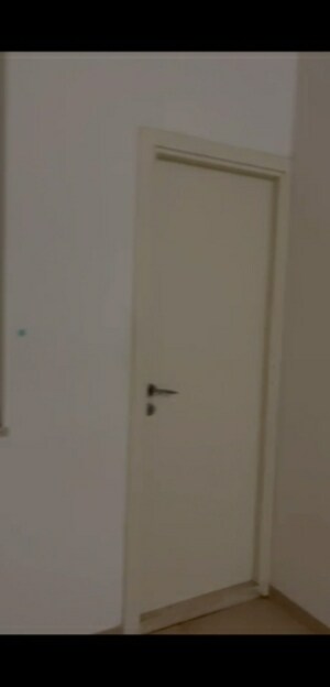 Room in 5 BHK Apartment at Hiranandani Gardens Richmond Tower, Powai – for Sale