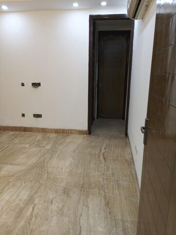 Master Bedroom in 4 BHK Builder Floor at New Friends Colony – for Rent