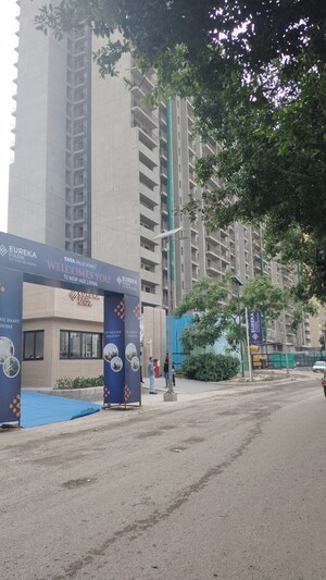 2 BHK Apartment For Sale in Tata Eureka Park, Sector 150