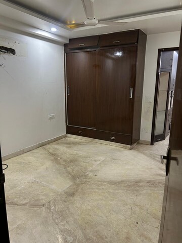 Bedroom in 3.5 BHK Apartment at Anuradha Apartments CGHS, Paschim Vihar – for Rent