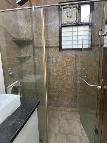 Bathroom in 3.5 BHK Apartment at Anuradha Apartments CGHS, Paschim Vihar – for Rent