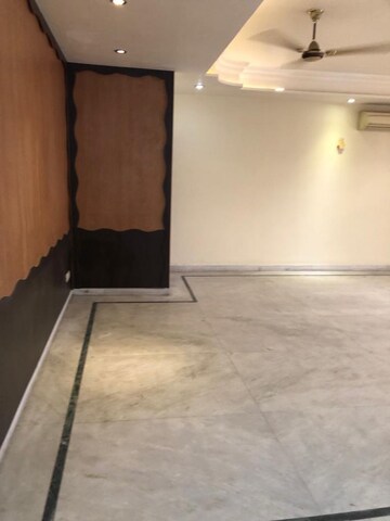 Master Bedroom in 1.5 BHK Independent House at Sector 22 – for Rent