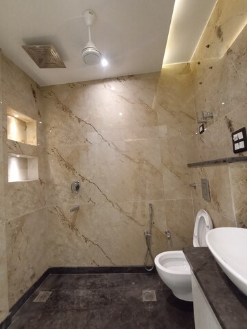 Bathroom in 3.5 BHK Apartment at Shubh Niketan Apartments, Paschim Vihar – for Rent