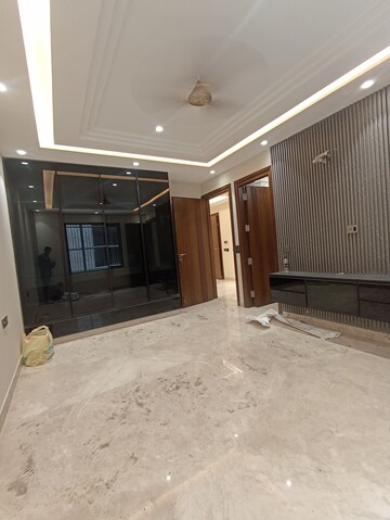 Bedroom in 3.5 BHK Apartment at Sahridaya Apartments, Paschim Vihar – for Rent