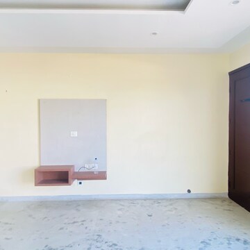 Room in 3 BHK Independent House at GMADA Eco City, Mullanpur – for Rent