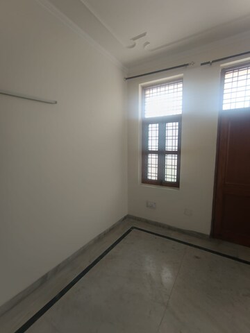 Master Bedroom in 2 BHK Independent House at Sector 7 – for Rent
