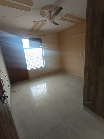 Master Bedroom in 2 BHK Independent House at Sector 7 – for Rent