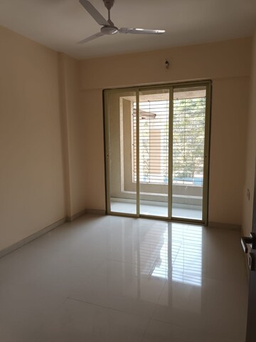 Room in 3 BHK Apartment at Mohan Suburbia, Ambernath West – for Sale