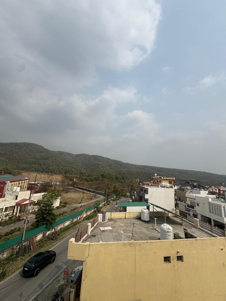 Living Room, ambiwala 3 Bedroom 150 Sq.Yd. Builder Floor In Ambiwala Dehradun 8468147