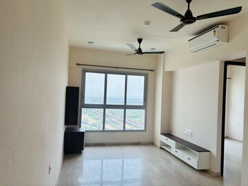 2 BHK Apartment For Rent in Piramal Vaikunth, Balkum Pada