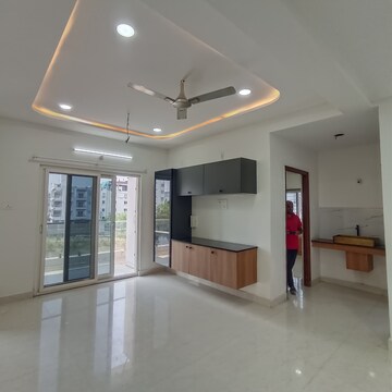 Furnished Amenities in 3 BHK Apartment at Kondapur – for Rent