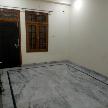 Master Bedroom in 2 BHK Independent House at Wazirganj – for Rent