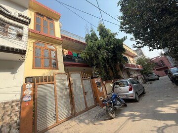 5 BHK Independent House For Sale in Sector 11