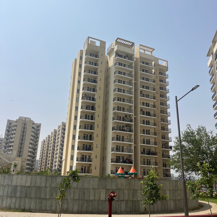 Living Room, gls-arawali-homes-phase-2 3 Bedroom 645 Sq.Ft. Apartment In Sohna Sector 4 Gurgaon 8468247