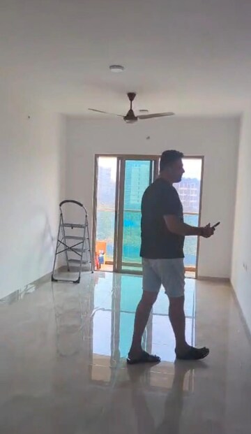 Master Plan in 3 BHK Apartment at Sheth Vasant Oasis, Andheri East – for Rent