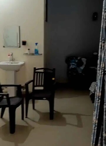  1 BHK Villa at Aliganj – for Rent
