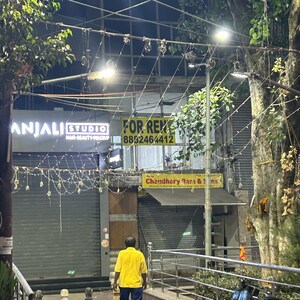  Showroom For Sale in Kalkaji