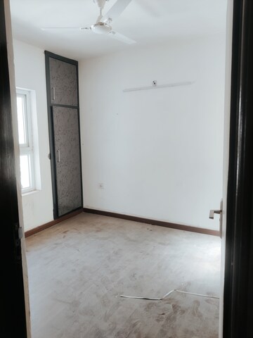 Master Bedroom in 4 BHK Apartment at BPTP Park Elite Floor II, Sector 75 – for Rent