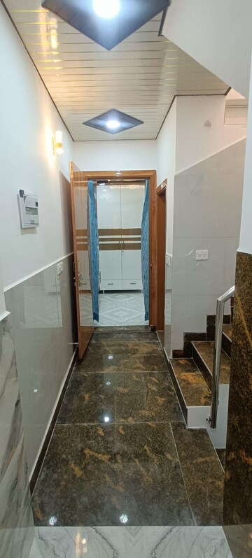 Furnished Amenities in 3 BHK Villa at Dwarka Mor – for Sale