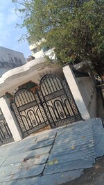 250 Sq.Mt. Plot in RWA Apartments Sector 50