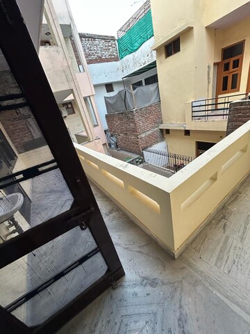 Balcony in 2.5 BHK Builder Floor at Sector 21d – for Rent