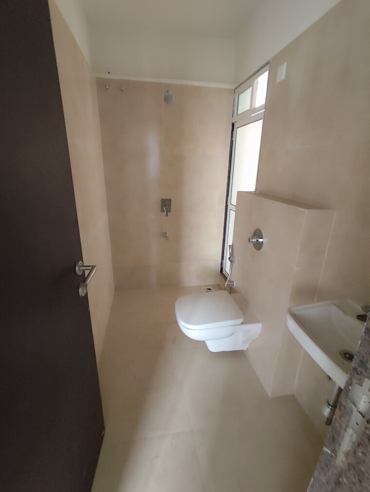 Bathroom, puranik-city-reserva 1 Bedroom 445 Sq.Ft. Apartment In Ghodbunder Thane 8468354