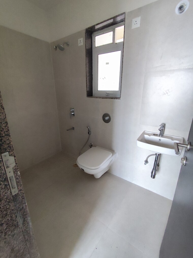 Bathroom, puranik-city-reserva 1 Bedroom 445 Sq.Ft. Apartment In Ghodbunder Thane 8468354