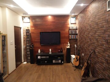 Master Bedroom in 5 BHK Villa at Kr Puram – for Sale