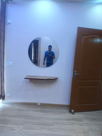 Bathroom in 3.5 BHK Apartment at Amrapali Silicon City, Sector 76 – for Rent