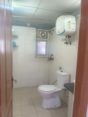 Bathroom in 3.5 BHK Apartment at Amrapali Silicon City, Sector 76 – for Rent