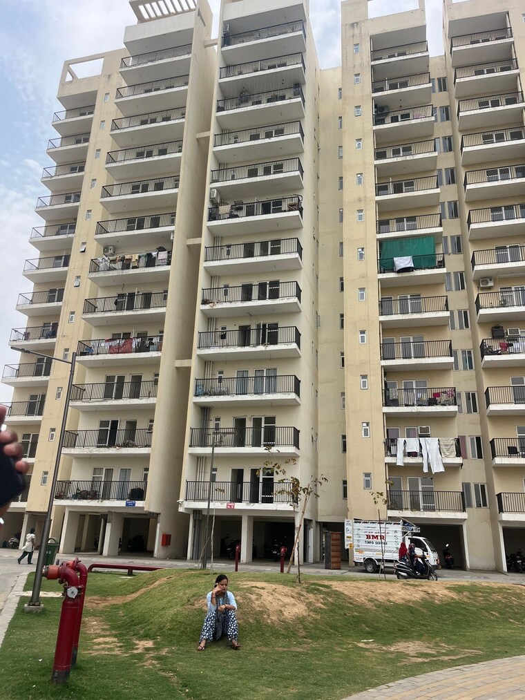 Exterior View, gls-arawali-homes 3 Bedroom 900 Sq.Ft. Apartment In Sohna Sector 4 Gurgaon 8468401