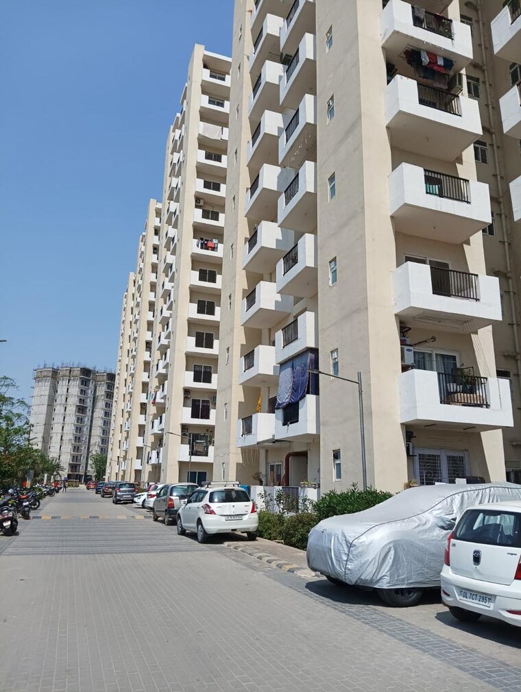 Living Room, gls-arawali-homes 2 Bedroom 576 Sq.Ft. Apartment In Sohna Sector 4 Gurgaon 8468458