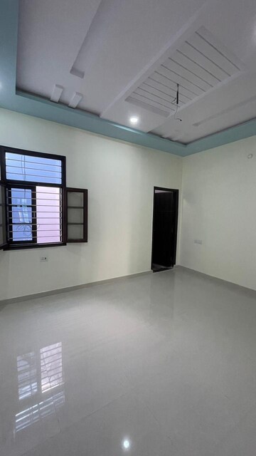 Room in 2 BHK Villa at Faizabad Road – for Sale