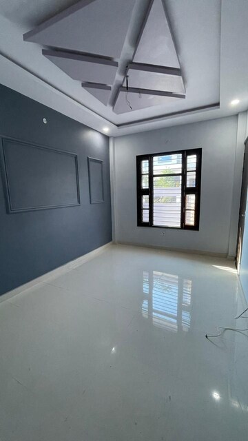Room in 2 BHK Villa at Faizabad Road – for Sale