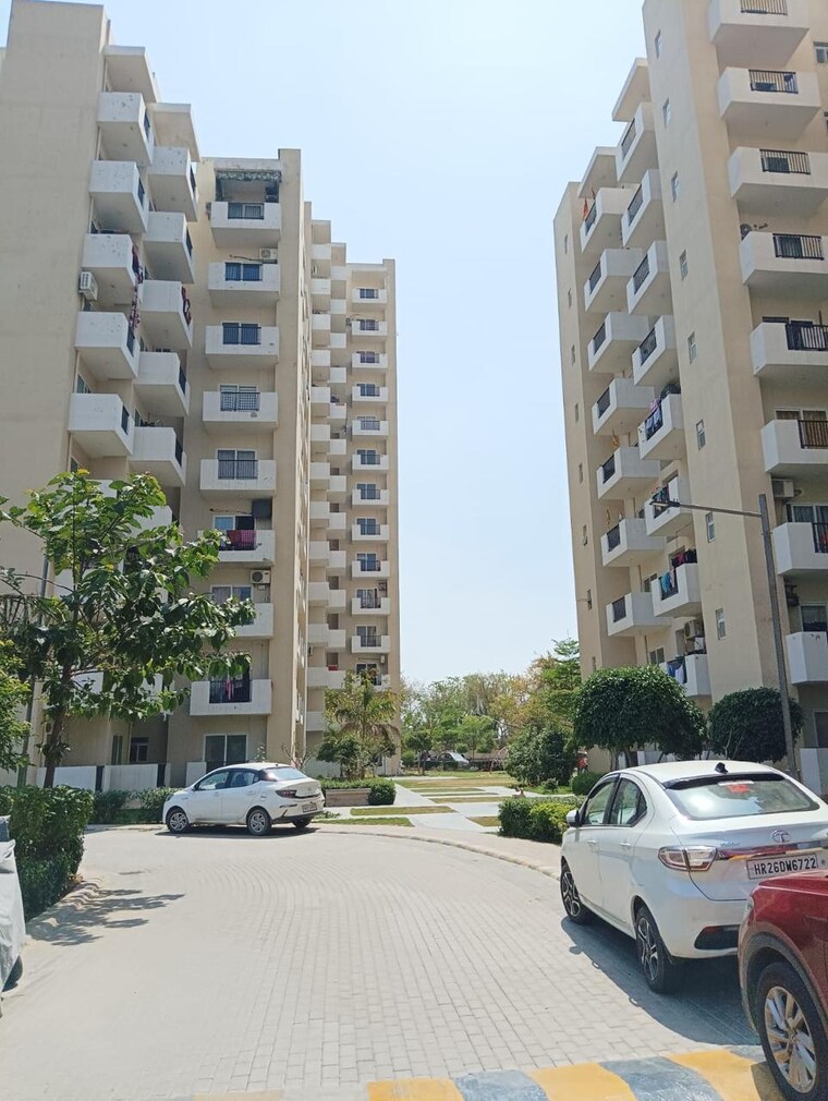 Living Room, gls-arawali-homes 2 Bedroom 576 Sq.Ft. Apartment In Sohna Sector 4 Gurgaon 8468505