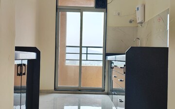 2 BHK Apartment For Rent in Kalpataru Hills, Manpada