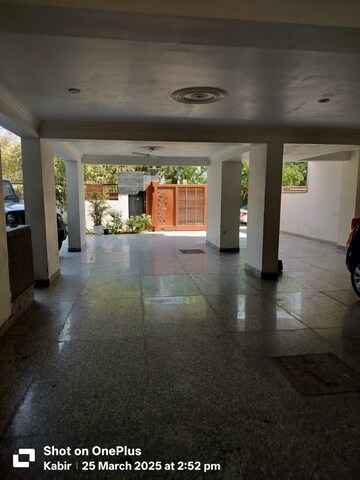 Gym in 2 BHK Builder Floor at Unitech South City II, Sector 50 – for Rent