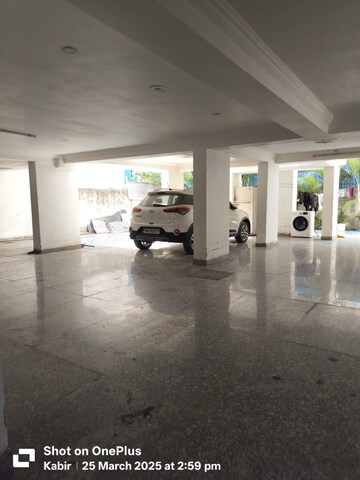 Gym in 2 BHK Builder Floor at Unitech South City II, Sector 50 – for Rent