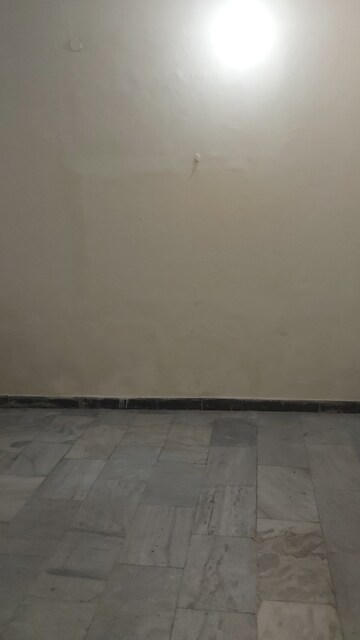 Floor Plan in 2.5 BHK Builder Floor at Mayur Vihar – for Rent